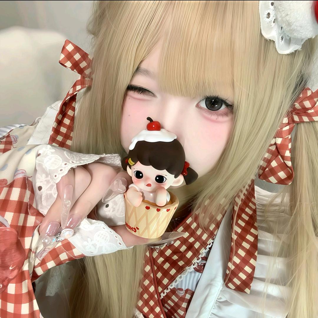 ^ ̳> ·̫ < ̳^