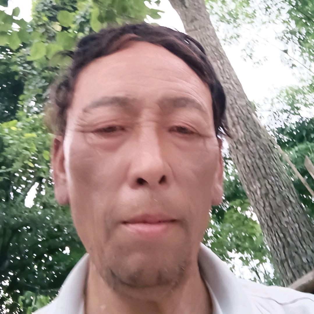 农村放养山猪🐷