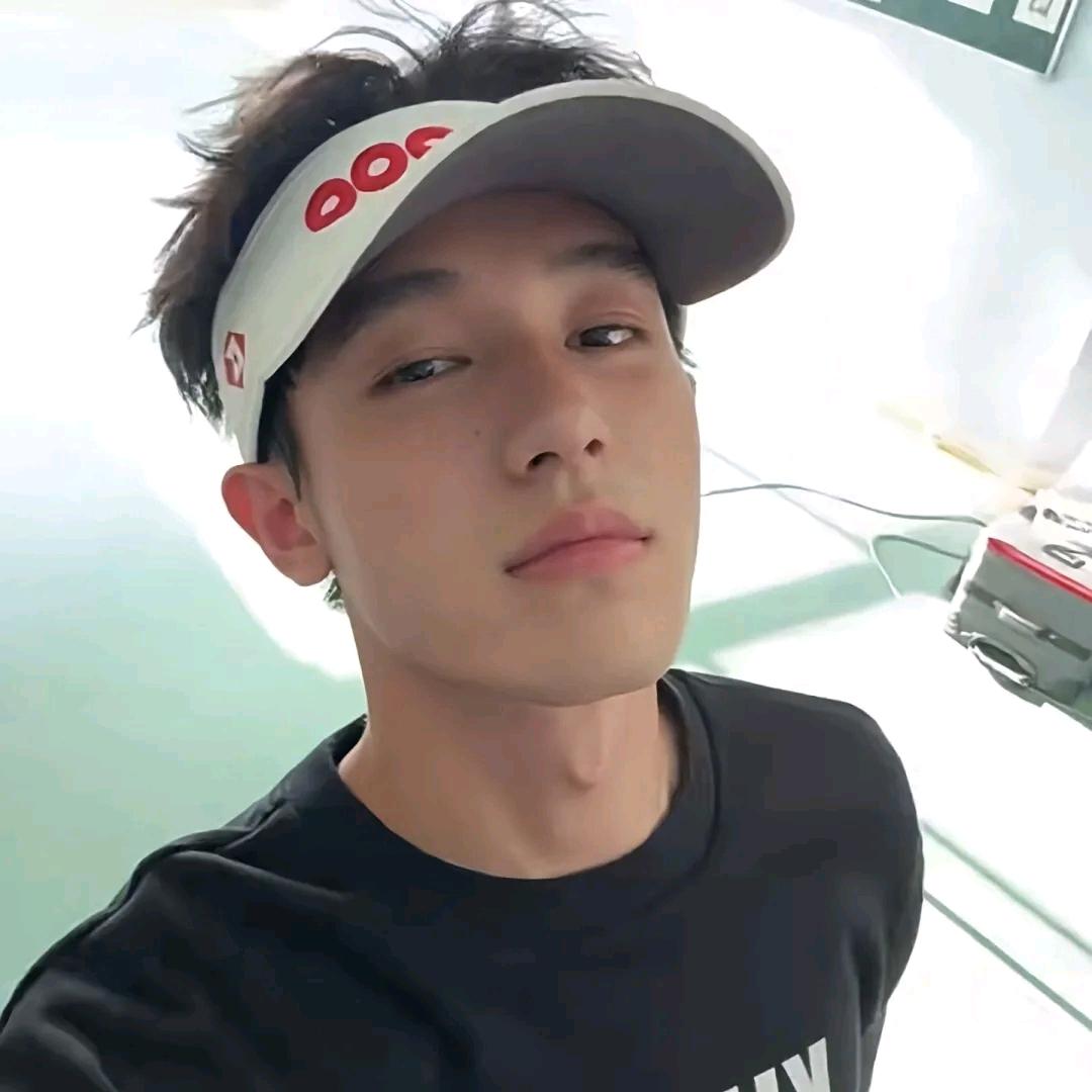 白泽沐