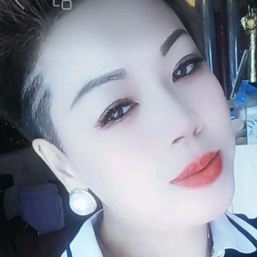 自信的女人最美