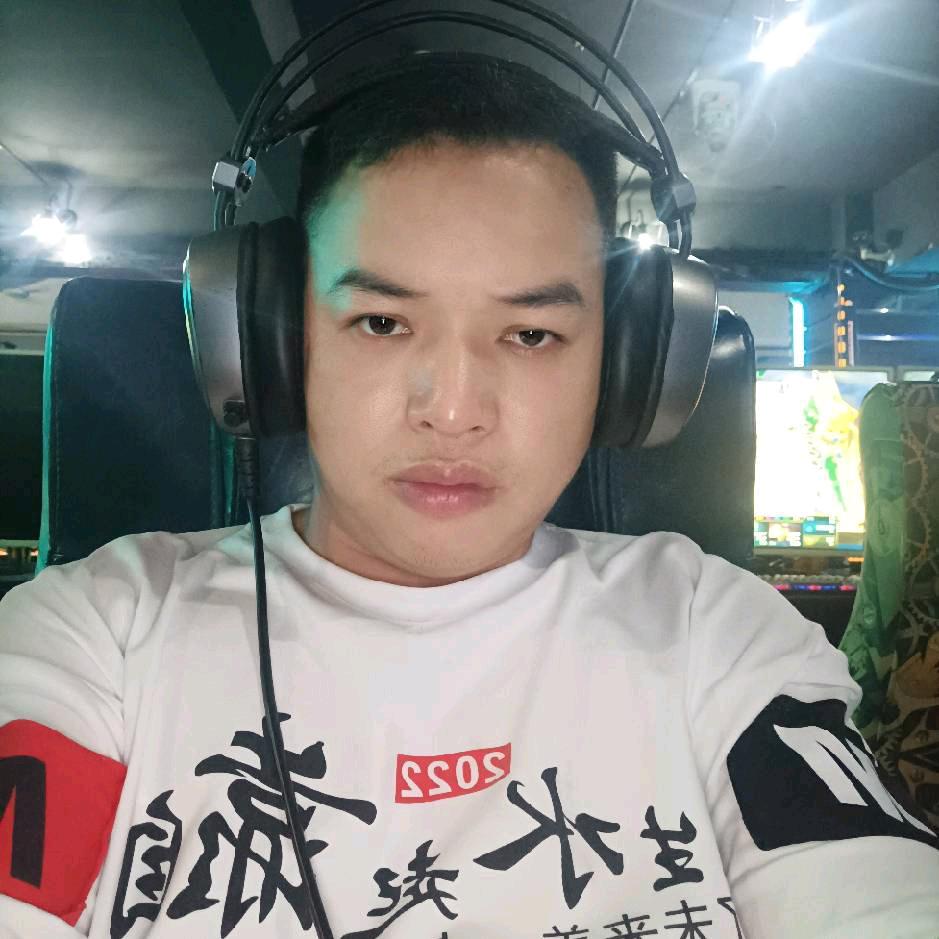 一闫韦鼎