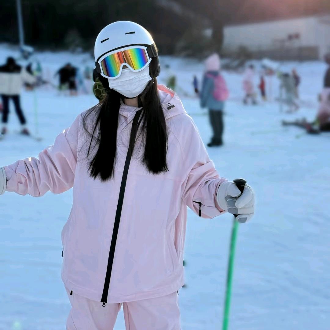 西安热雪奇迹 银银教练
