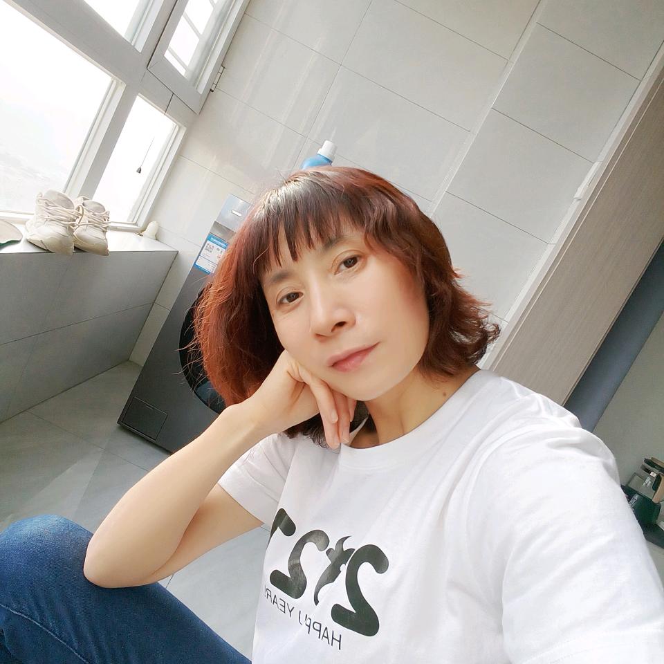 浅笑不语