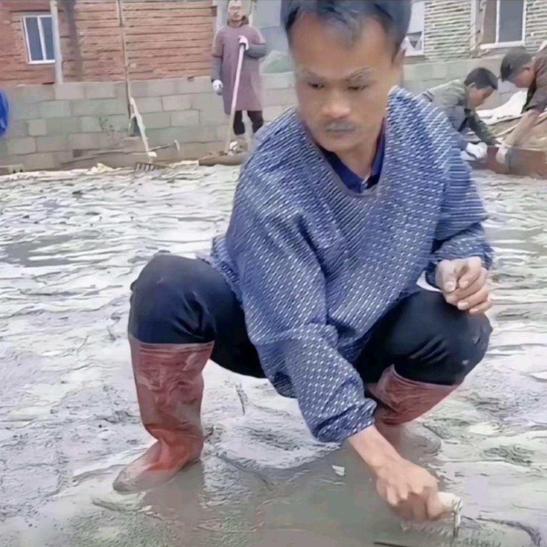 徐锋锋颠颠
