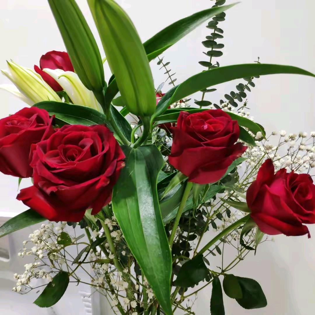 @އ💞🥀₅²⁰💃爱情让我伤透心🦹