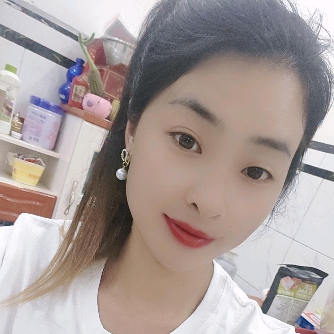 昭通合景广场谢江宜良脆皮烤鸭