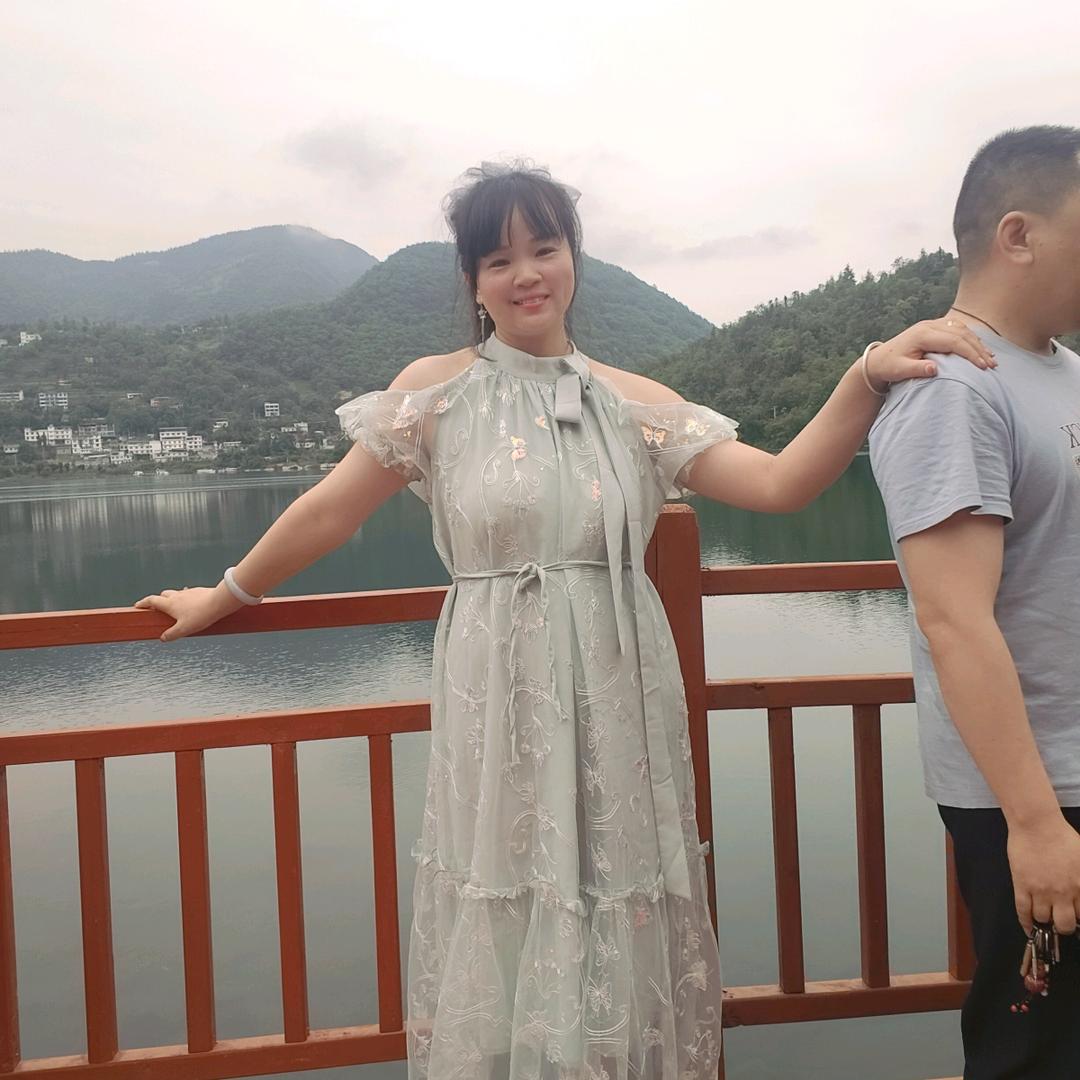 维维一笑