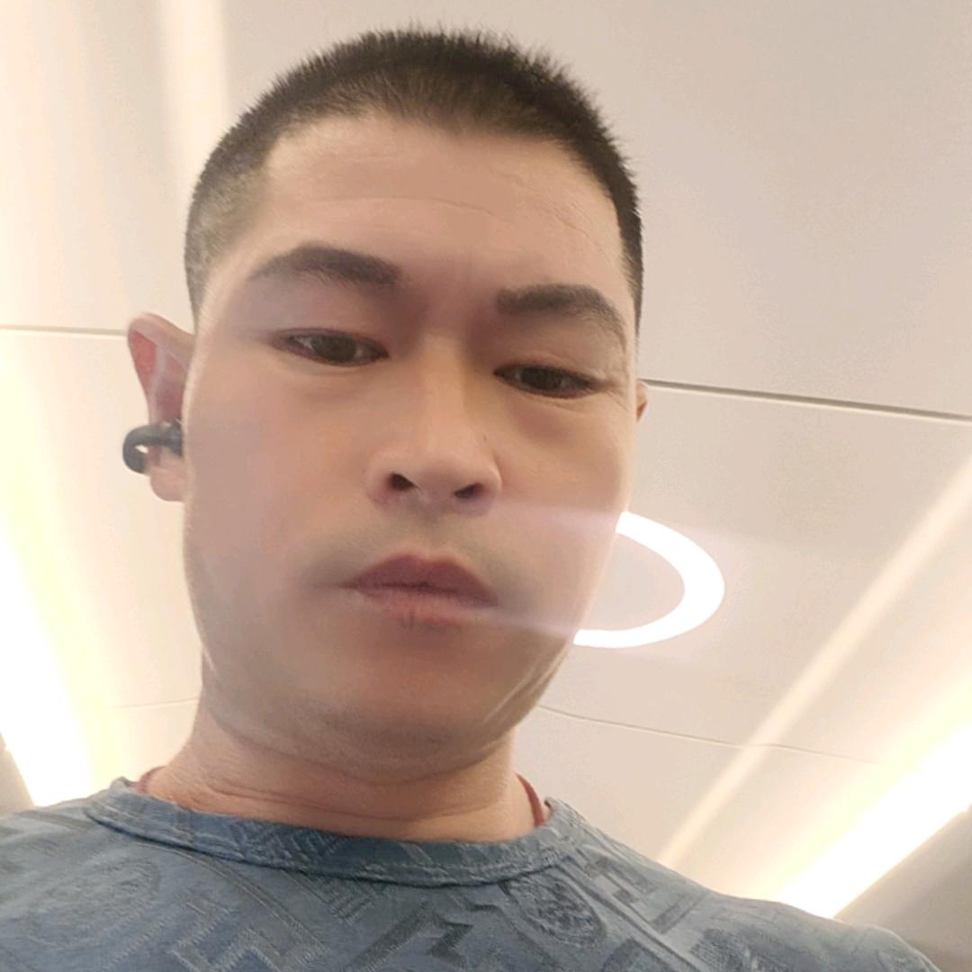 程德友内外墙喷漆蜘蛛人