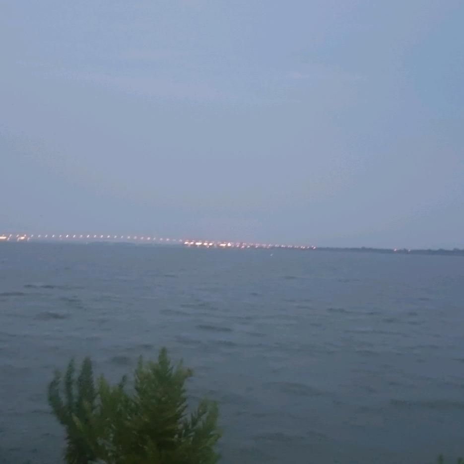 忆红尘