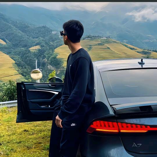 只欠东风