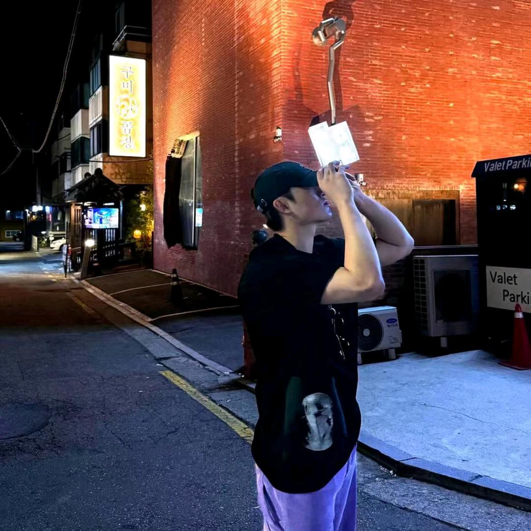 夜阑酒空人已散