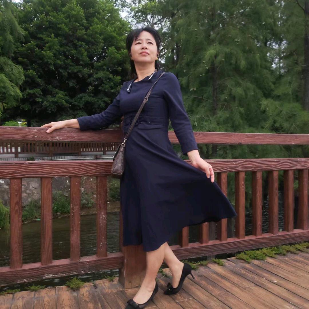 茶山姑娘