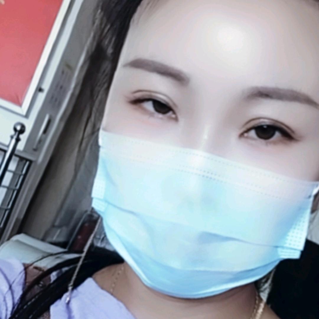 单身妈妈小草