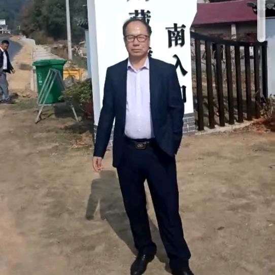 孔庆革
