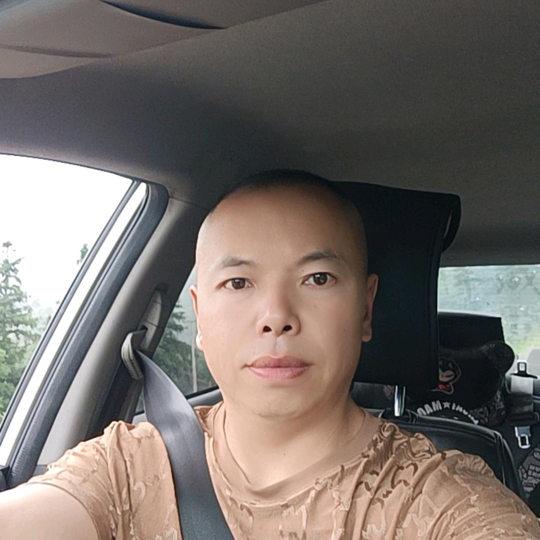 鸿祥晟全屋定制门厂