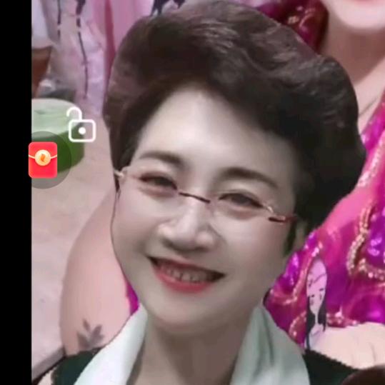 君美美