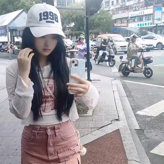 落雪（单亲妈妈)