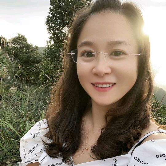 颜究生｜深圳二手越野车