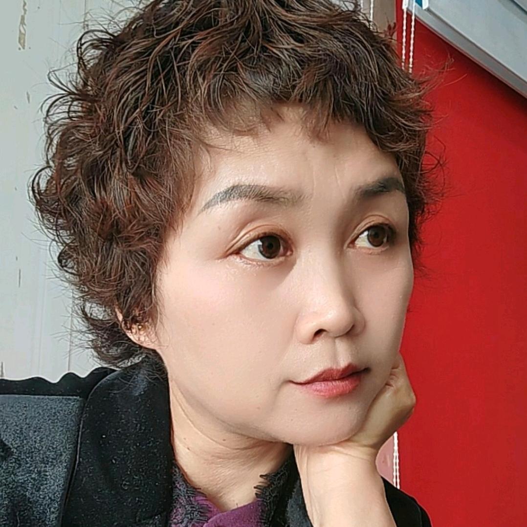 杜巧妮
