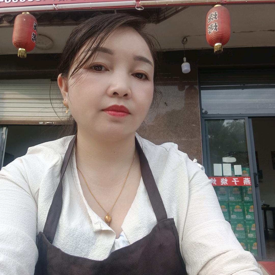 快乐燕子✧٩(ˊωˋ*)و✧