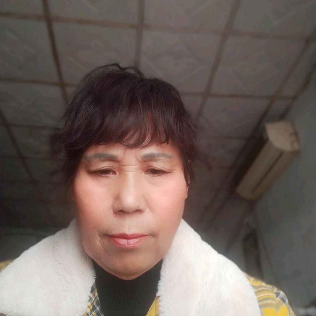 何姐（早9：30开）