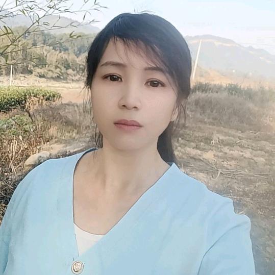 独自努力的辣椒姑娘
