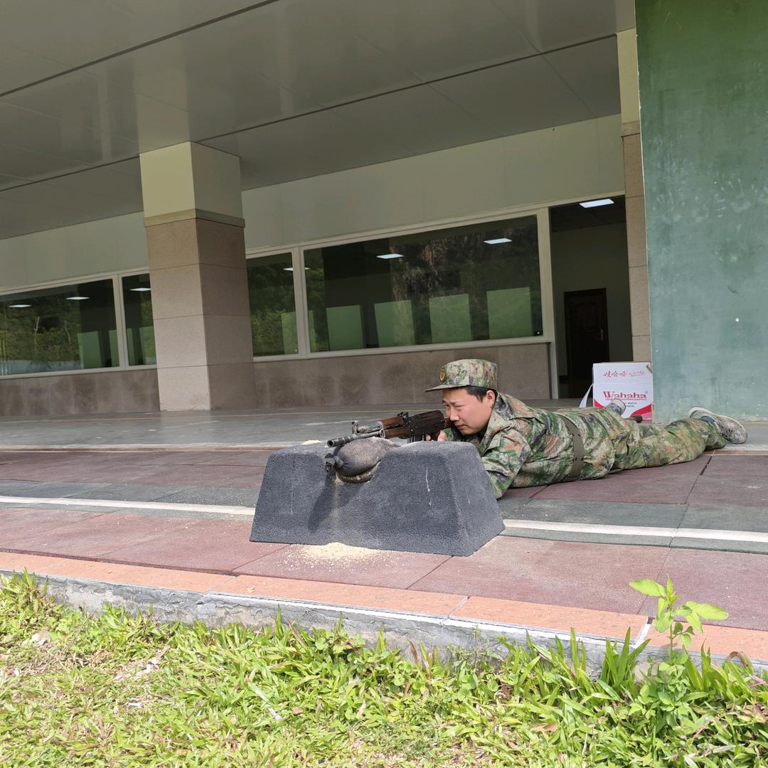 铁路货车检车员