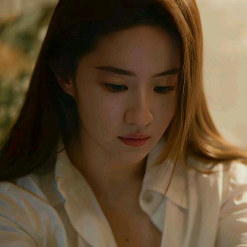 坤坤女装工厂店