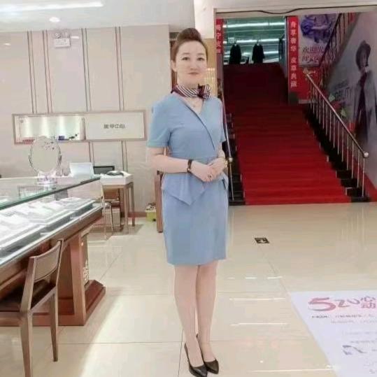 牙克石六桂福一店雁雁