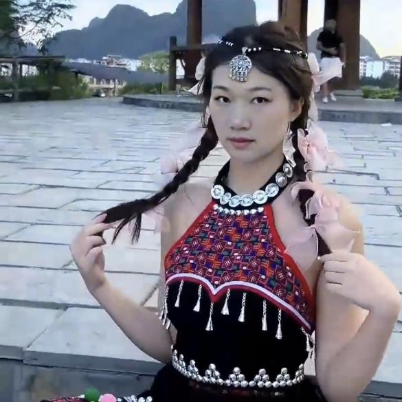 ⍥⃝ꦿ萱灵灵࿐