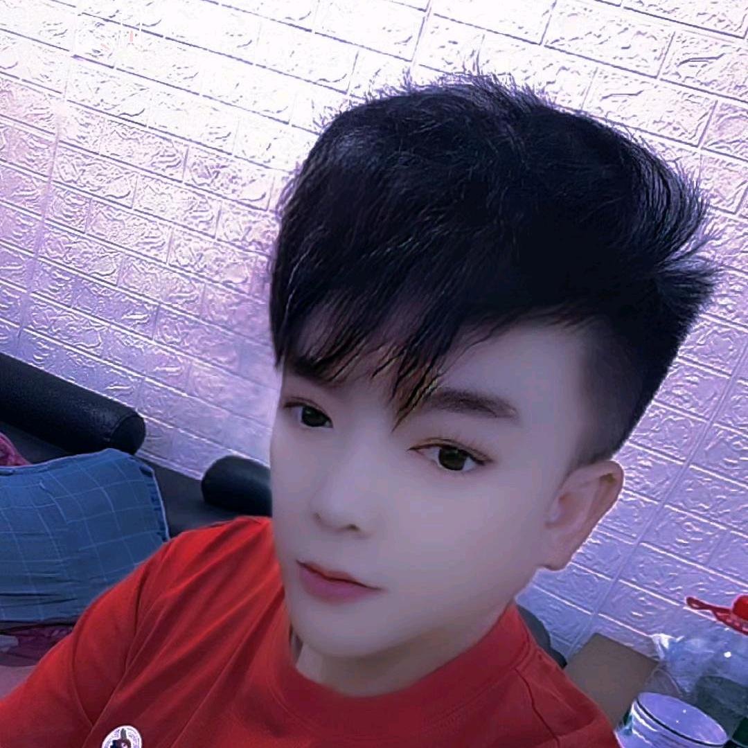 罗斌