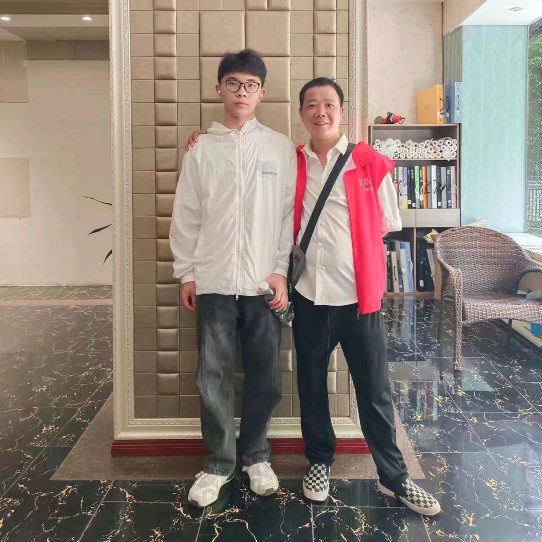 70后独掌大叔