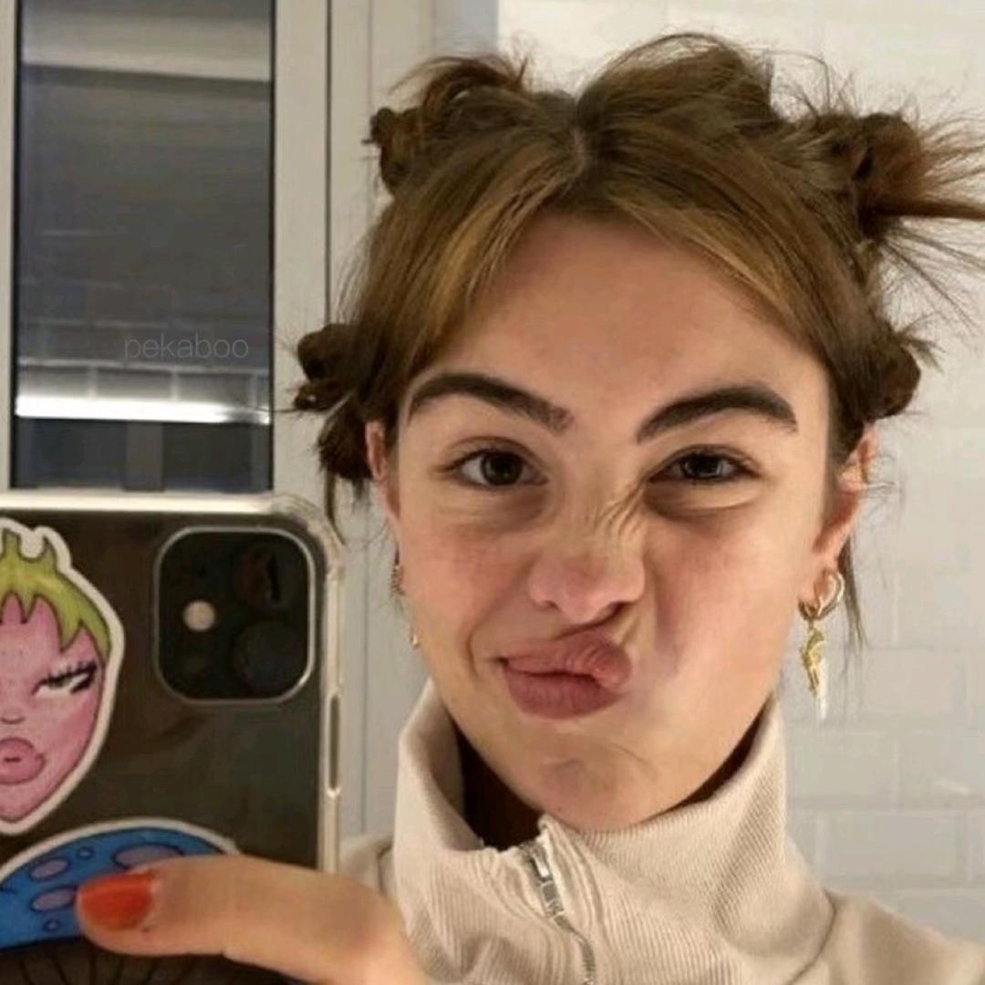 (๑•̌.•̑๑)ˀ̣ˀ̣橙子🍊