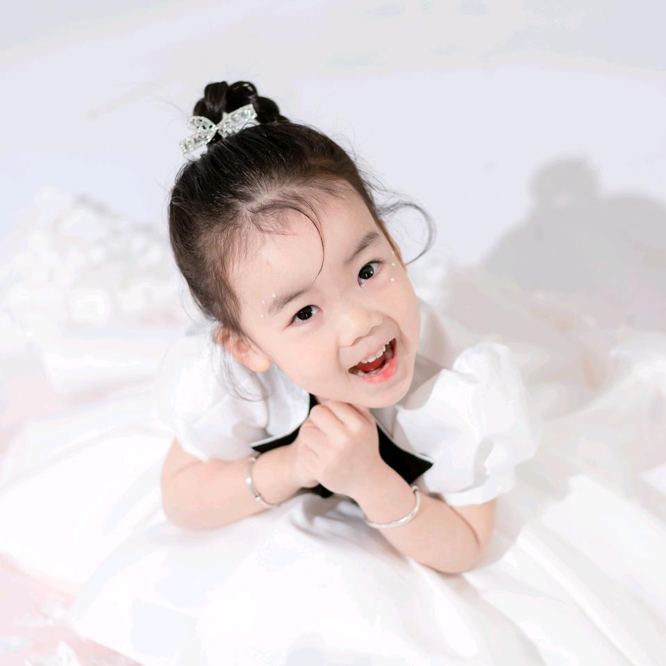 小蜜蜂呀嗡嗡嗡