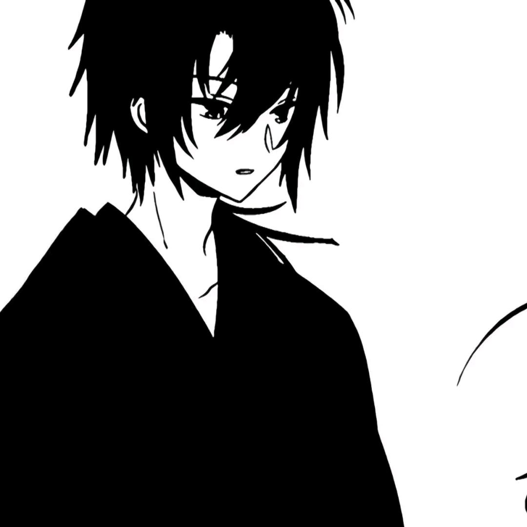 讨厌你用眼线掩饰纯洁