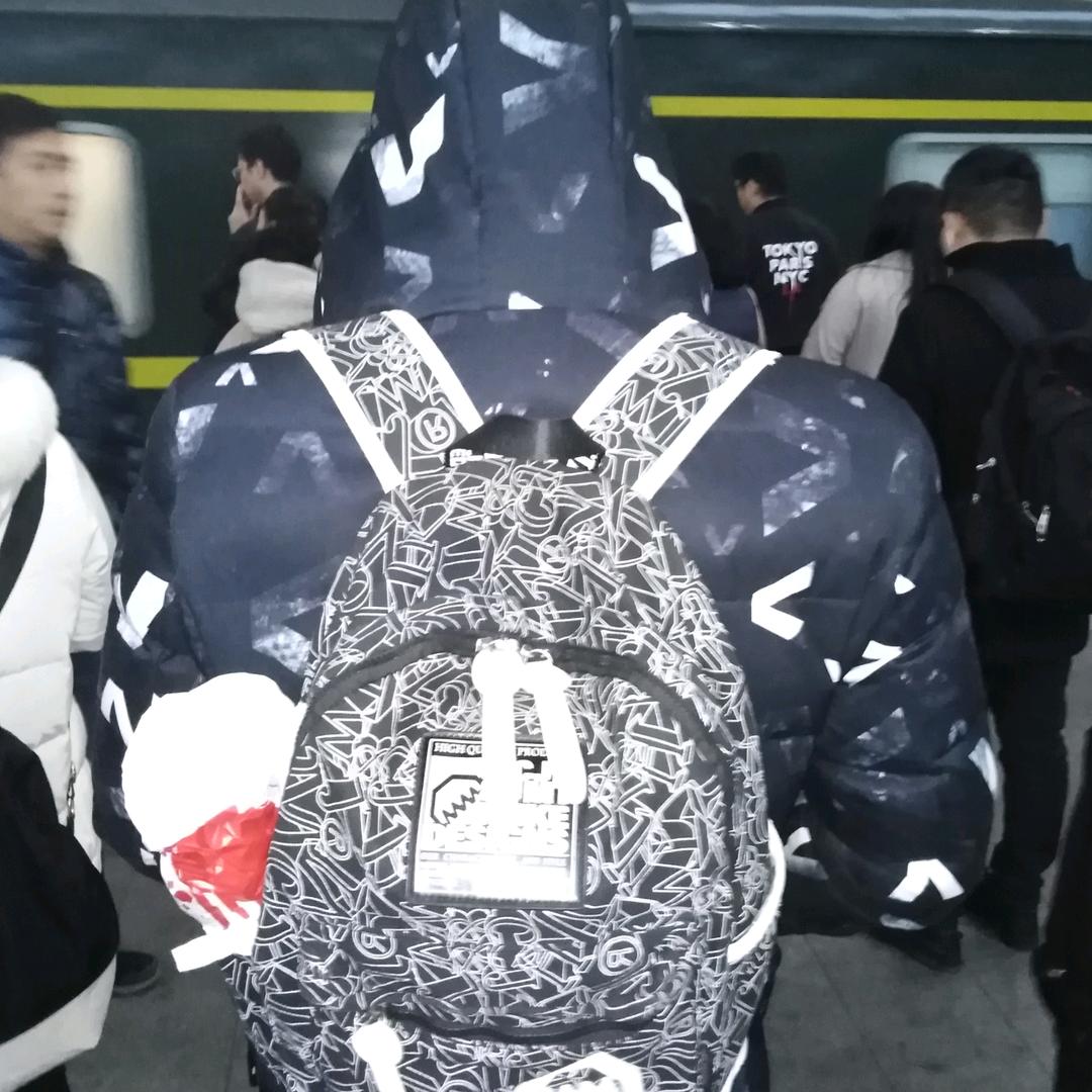 用户2025