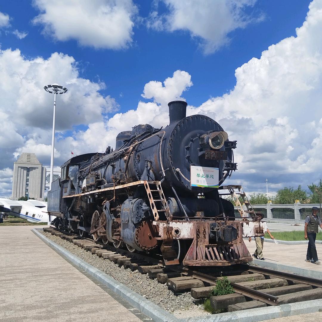 @走走道疯了🐘