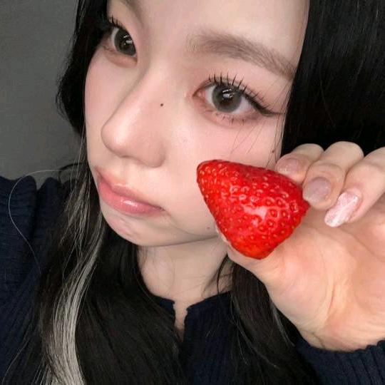 想吃草莓🍓