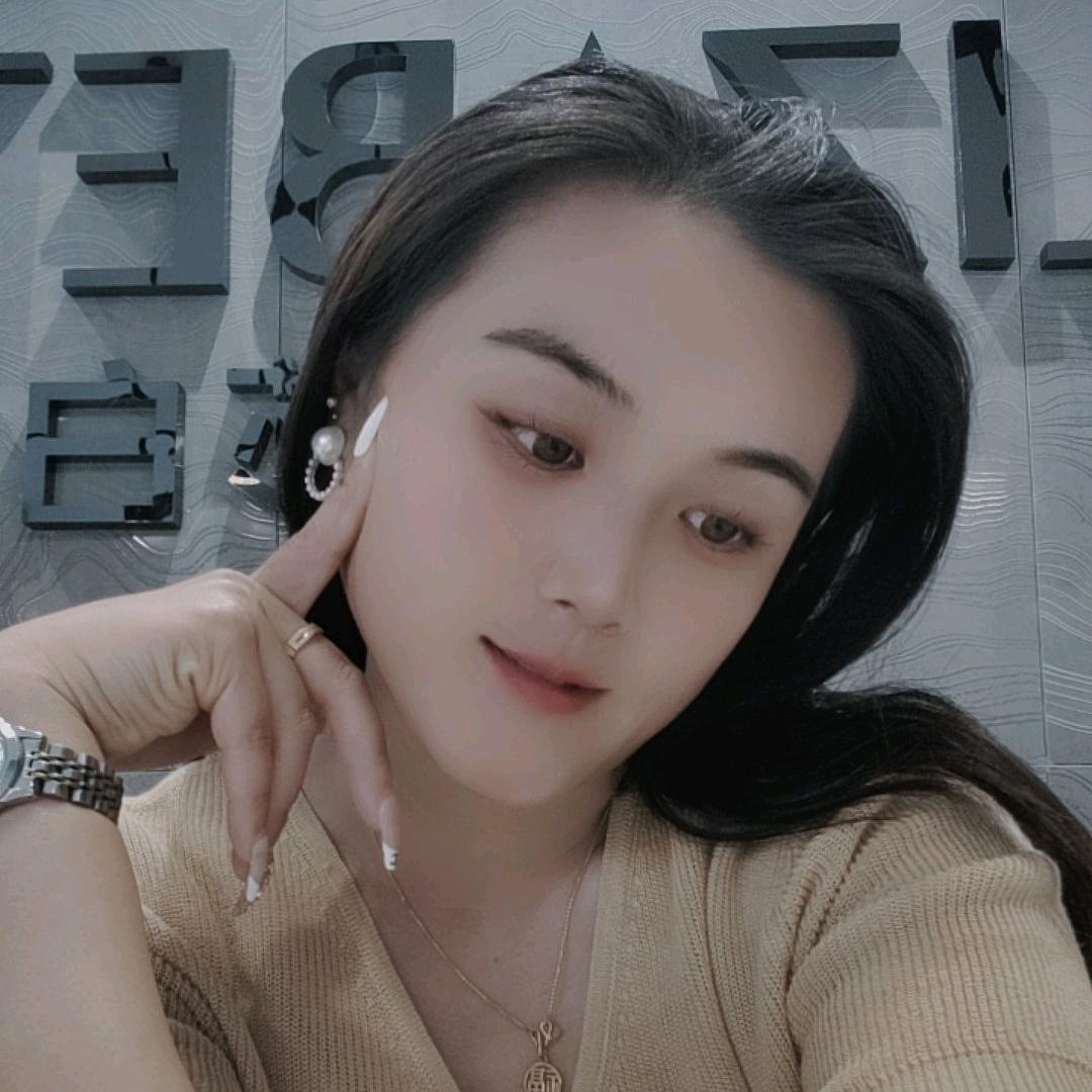 全职宝妈✌首次直播