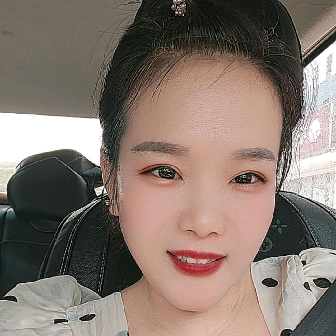 特色鮮鱼丸火锅鸡