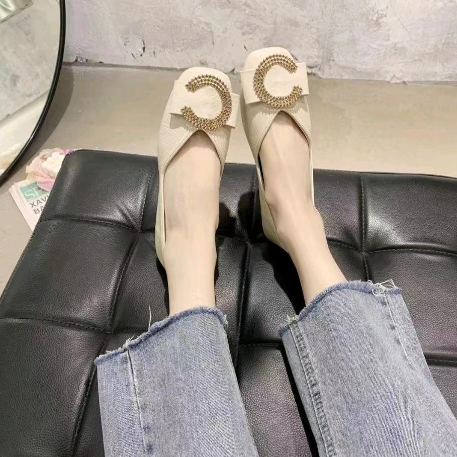 叮当潮流女鞋工厂直销