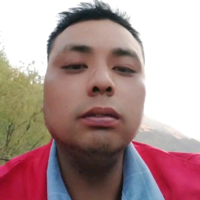 小黄