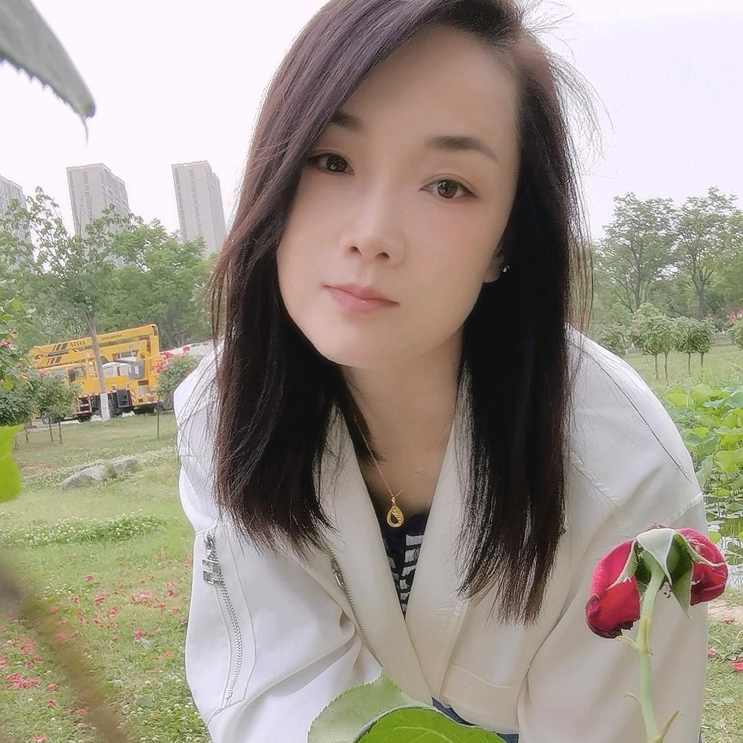 娜娜9779