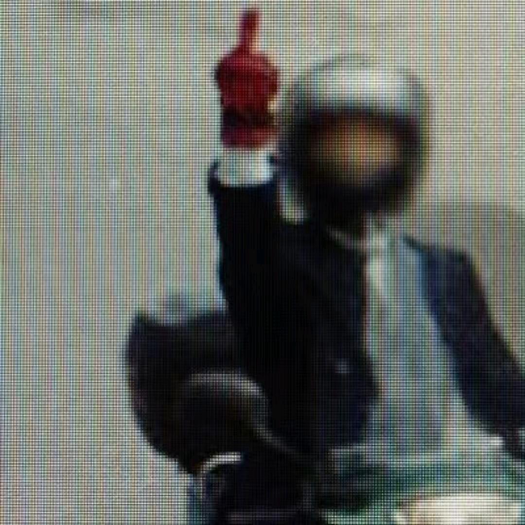 那艘小船