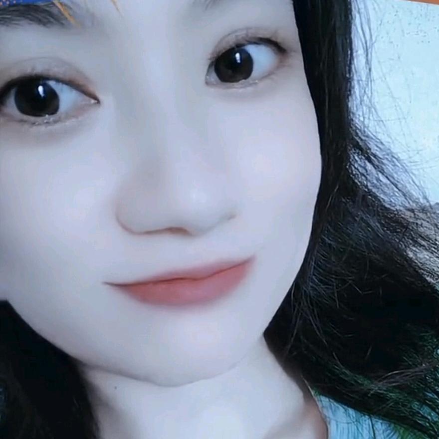 低头^ 浅笑💋💍