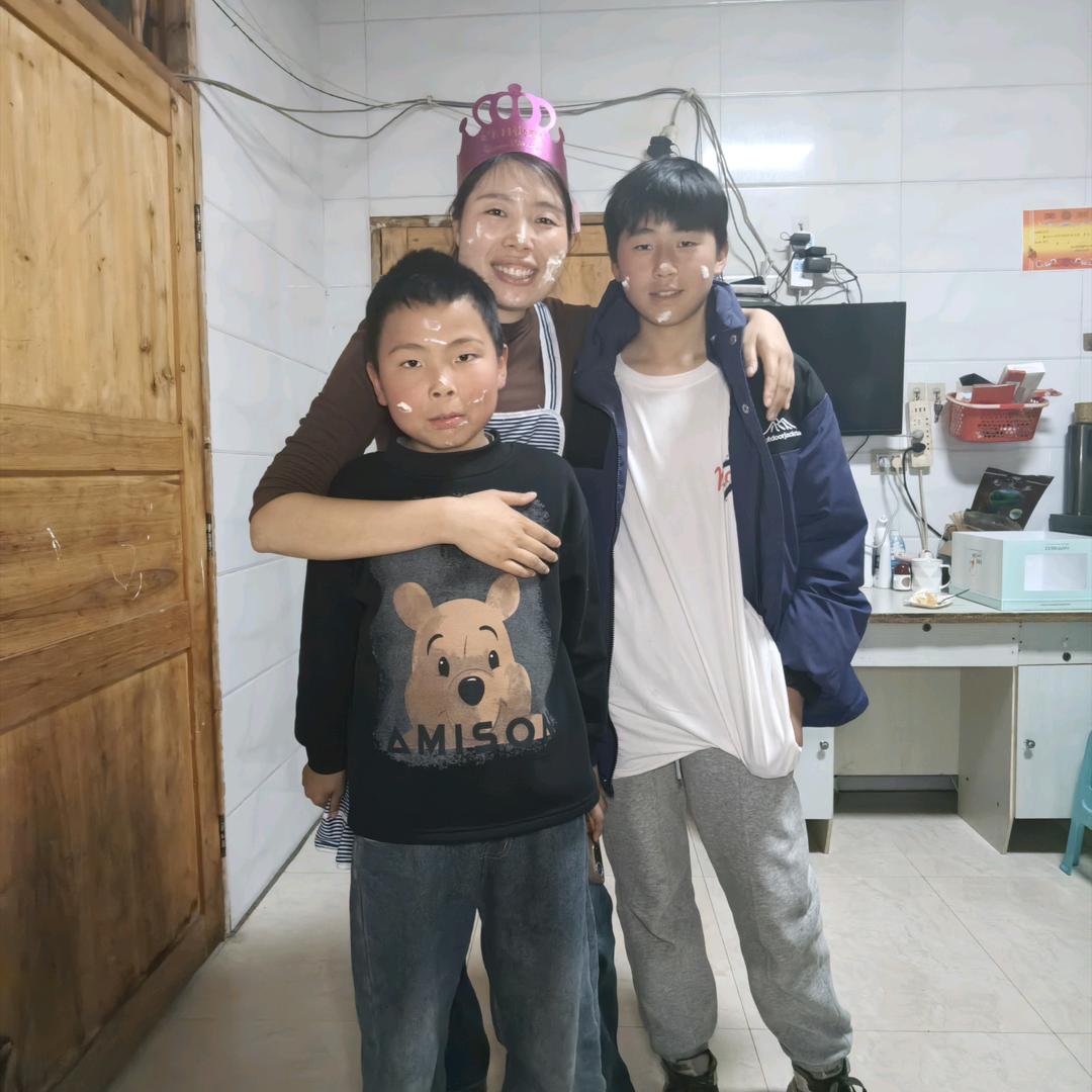 爱笑的小马