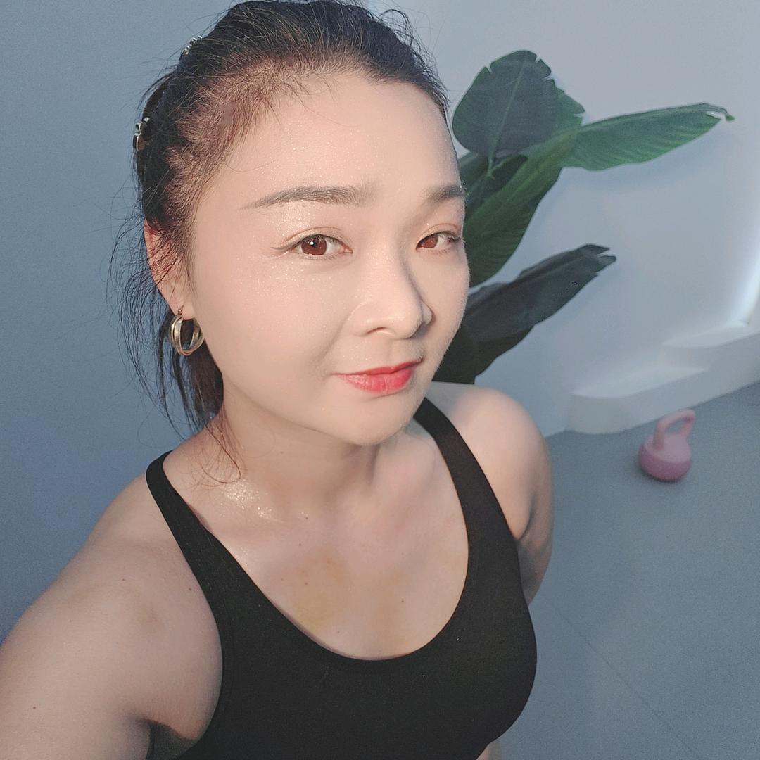 哈喽妈揉腹变形中