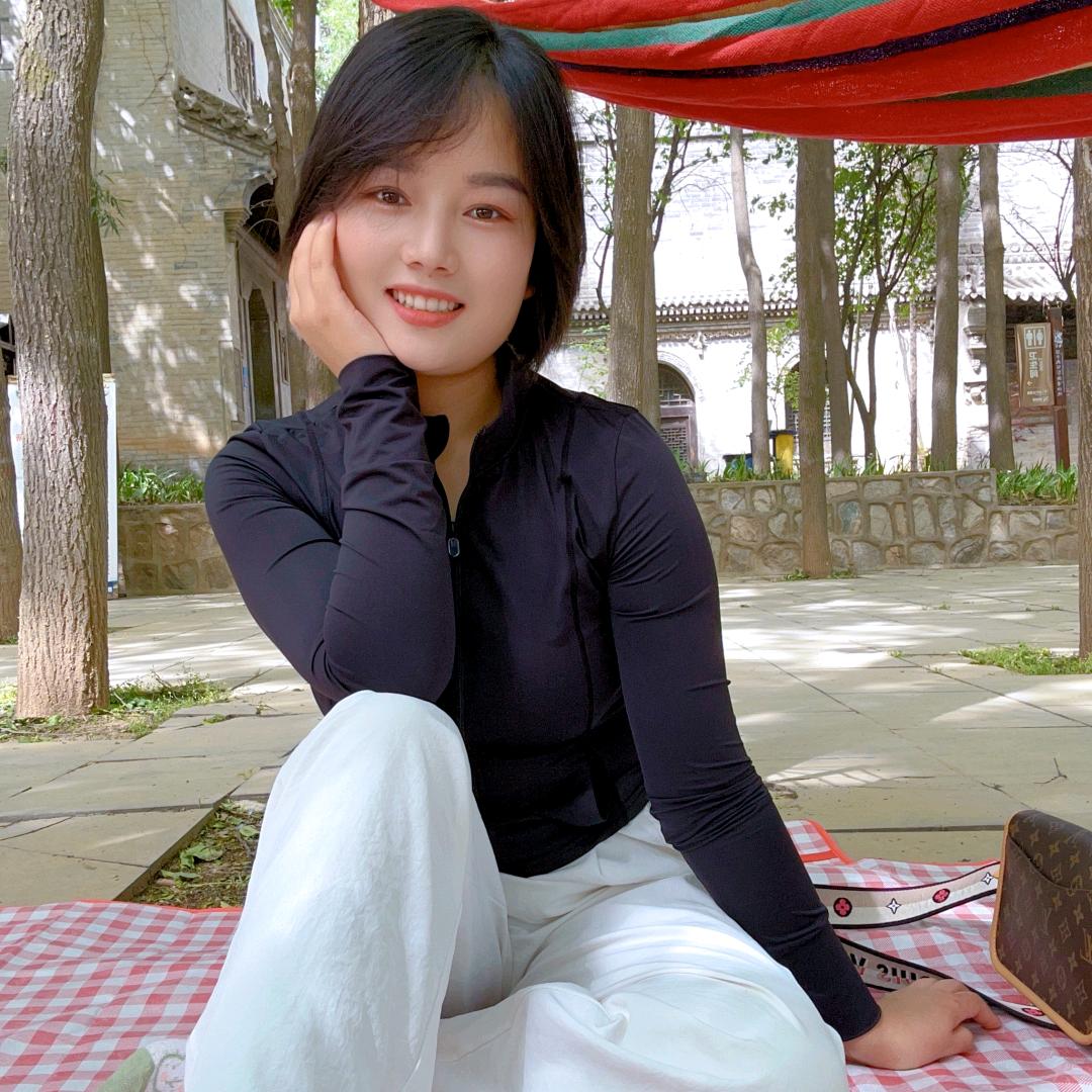 伊朵（晚上23:20）