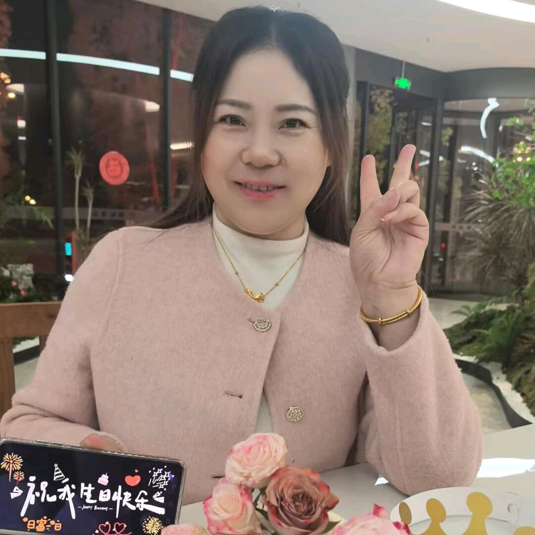 宁埠东方冷库二楼凯霞服装超市