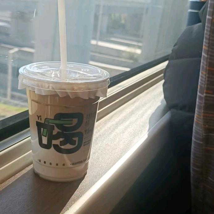 初夏ᝰ隨枫
